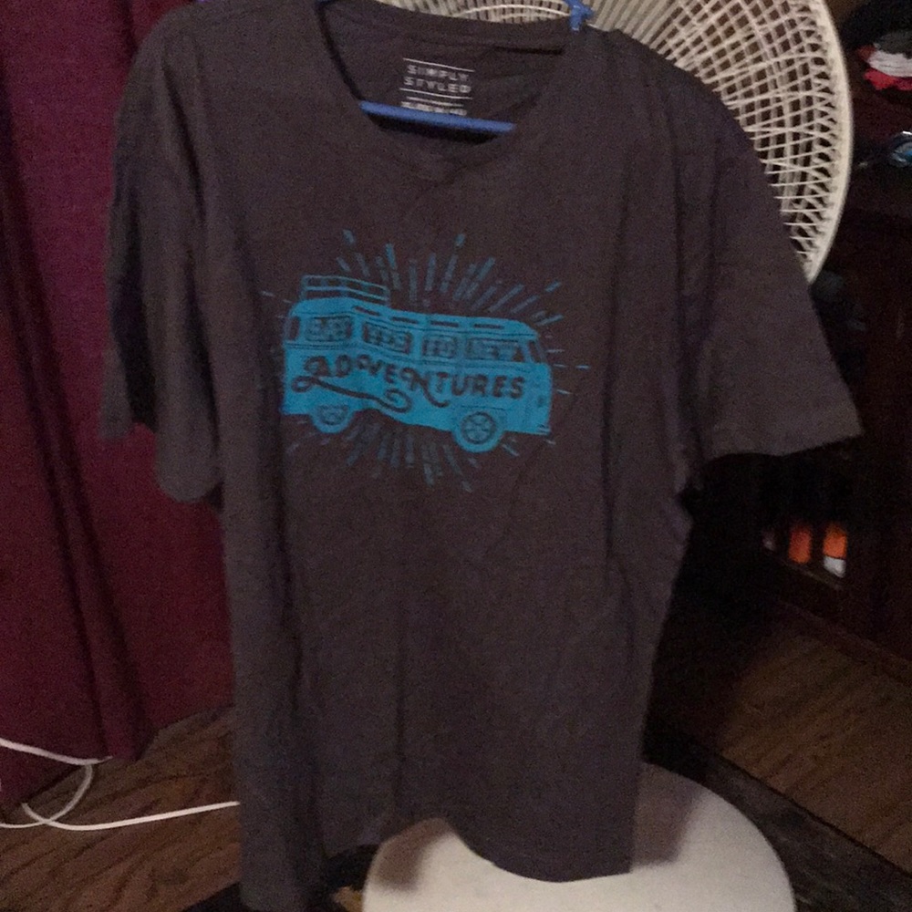 Short sleeve tee